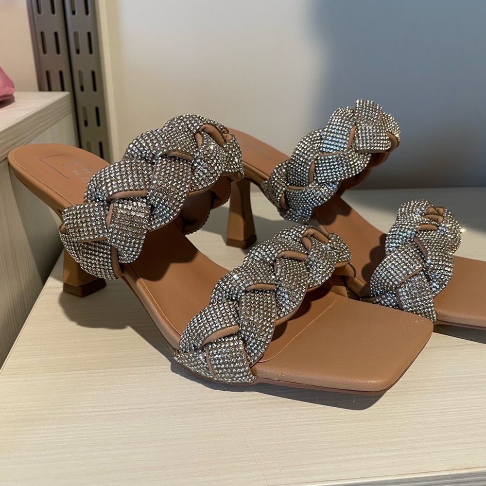 Braided heels
